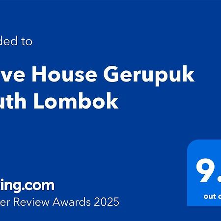 مبيت وإفطار برايا Wave House Gerupuk South Lombok المظهر الخارجي الصورة