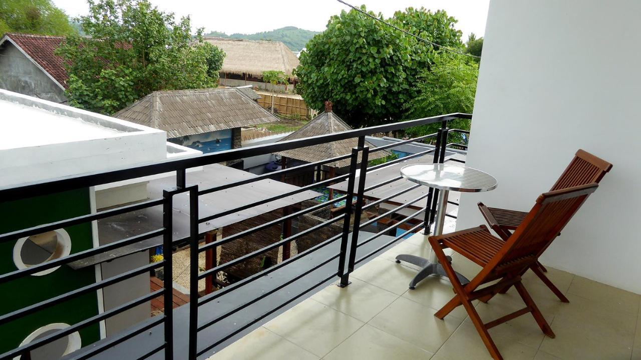 مبيت وإفطار برايا Wave House Gerupuk South Lombok المظهر الخارجي الصورة