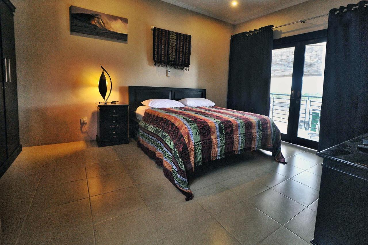 مبيت وإفطار برايا Wave House Gerupuk South Lombok المظهر الخارجي الصورة